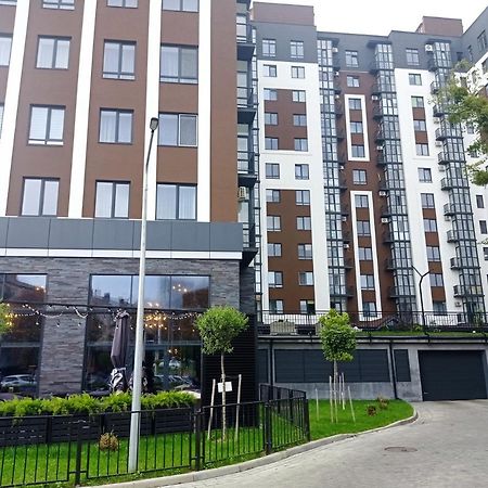 Дуже Файна Квартира В Самому Центрі!!!!Переконайся!! Apartment Ривне Екстериор снимка