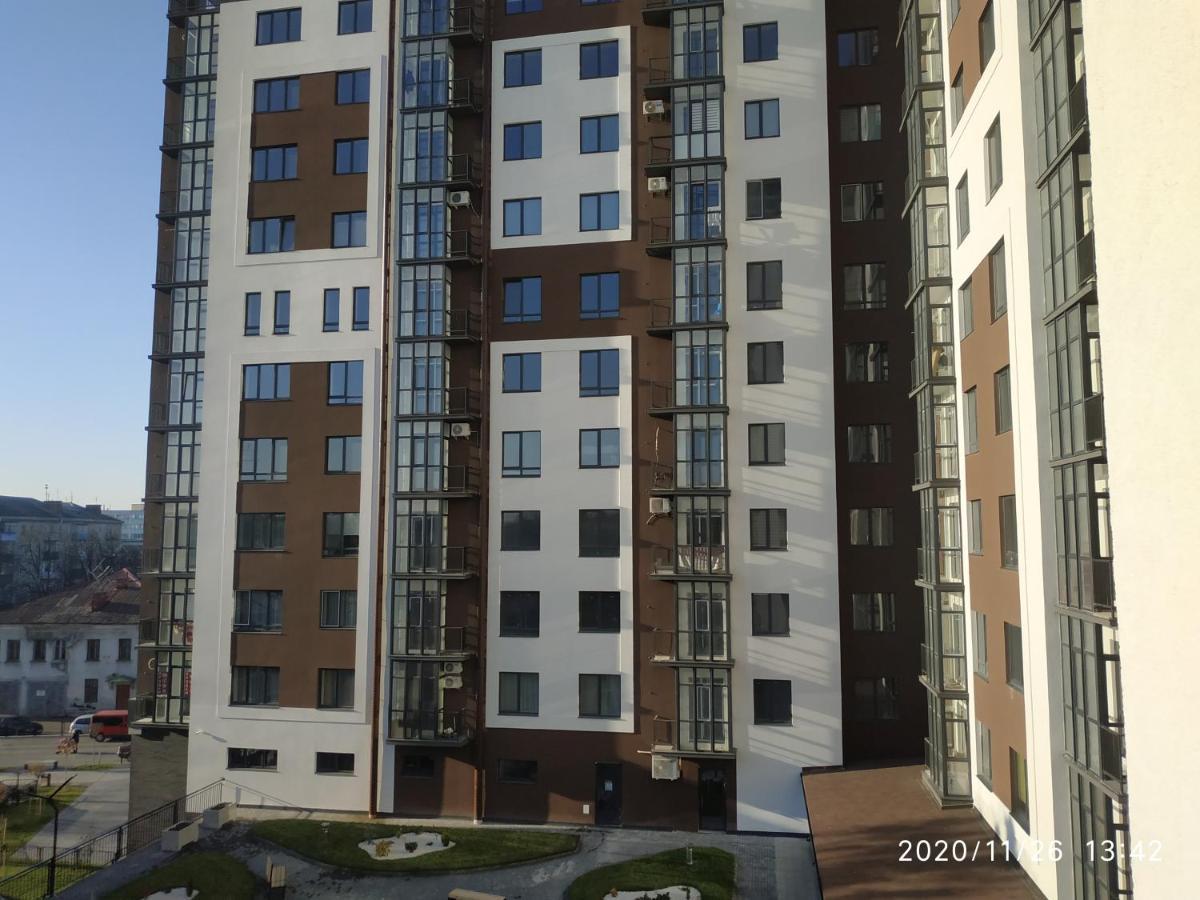 Дуже Файна Квартира В Самому Центрі!!!!Переконайся!! Apartment Ривне Екстериор снимка